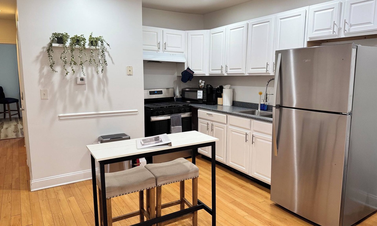 Gallaudet Apartment | Gateway to DC - Charming 2-bdr apartment in the heart of Union Market