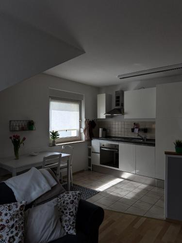 Baunatal Apartment | Gemütlich unterm Dach