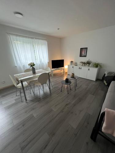Schoenaich Apartment | Gemütliche 2-Zimmerwohnung, Schönaich