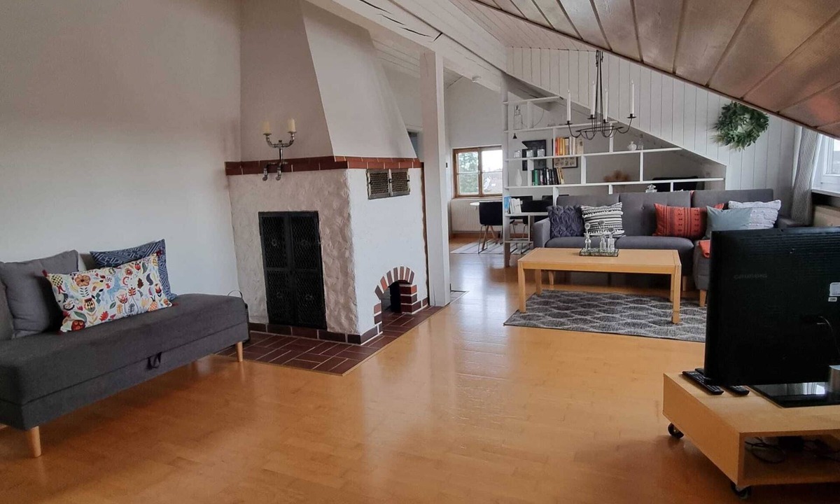 Tutzing Apartment | Gemütliche Dachgeschosswohnung bei Tutzing am Starnberger See