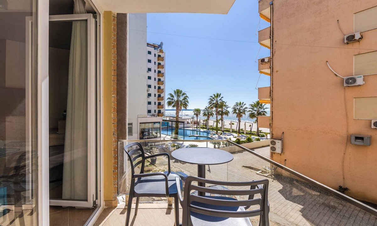 Golem Apartment | Gemeli Seafront Duplex by PS