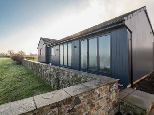 Tunstall House | Genesis