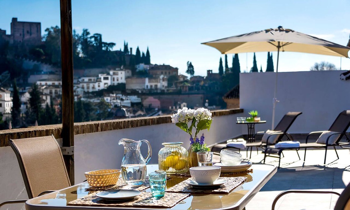 Albaicin Apartment | Genteel Home Atico Plaza Nueva