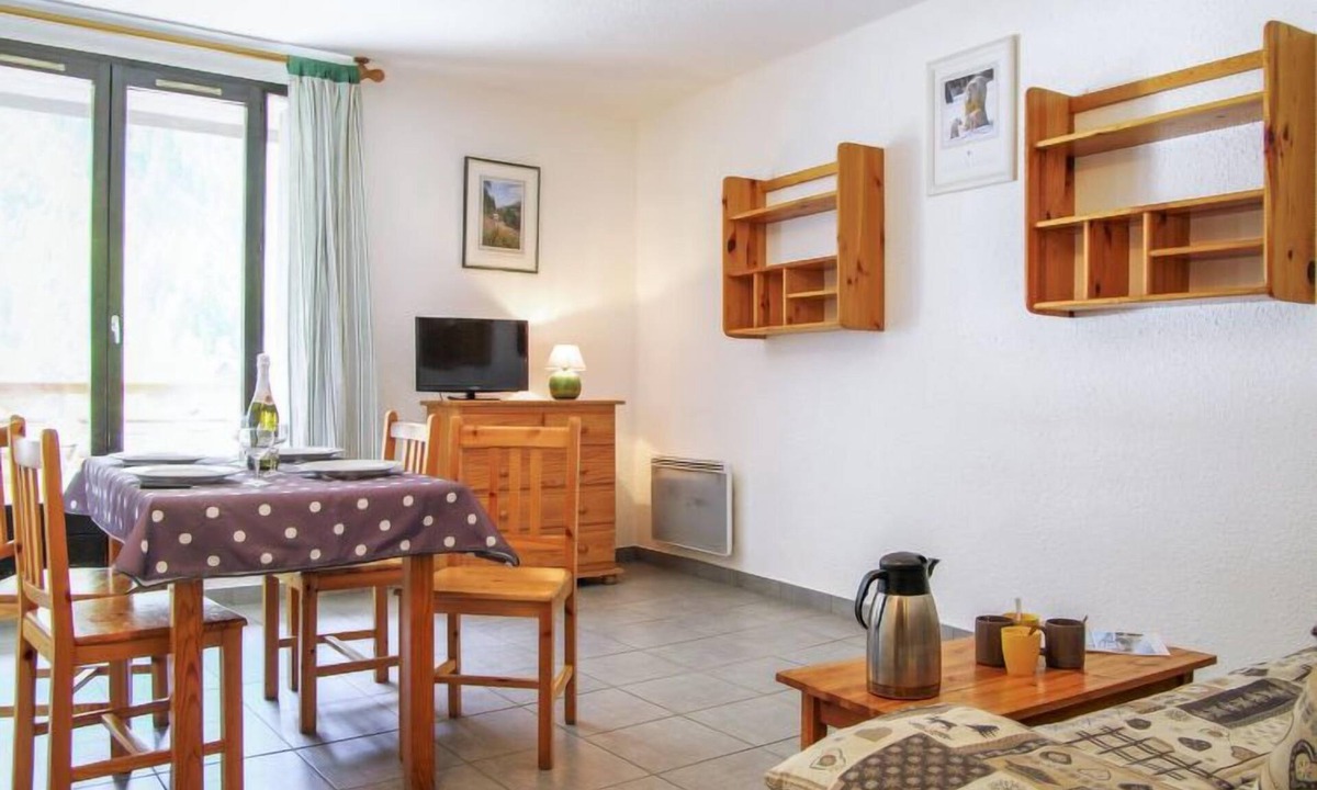 Chamonix City Centre Apartment | Gentiane by Interhome