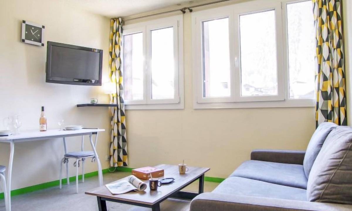 Chamonix City Centre Apartment | Gentiane by Interhome