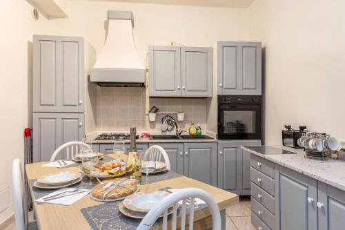 Solferino Apartment | Genysweethome