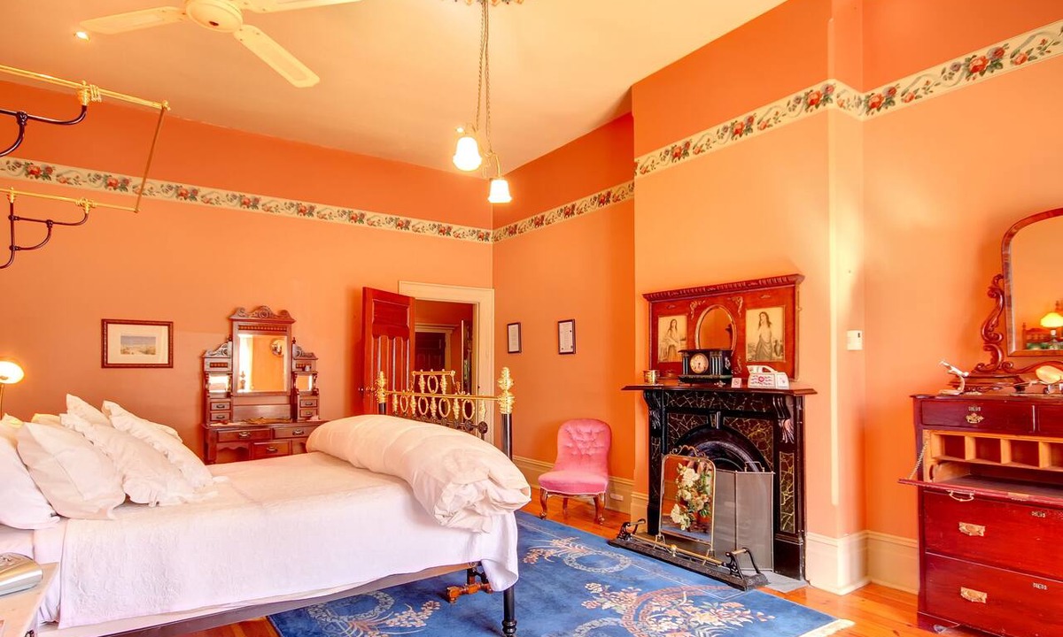North Adelaide Apartment | George Lowe Esquire Apartment - Buxton Manor
