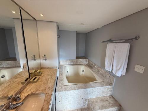 Jardins Apartment | George V