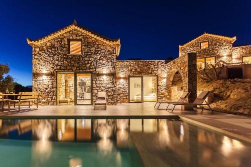 Pylos-Nestoras Villa | Gerakada Exclusive-Seaview Villa with Private Pool