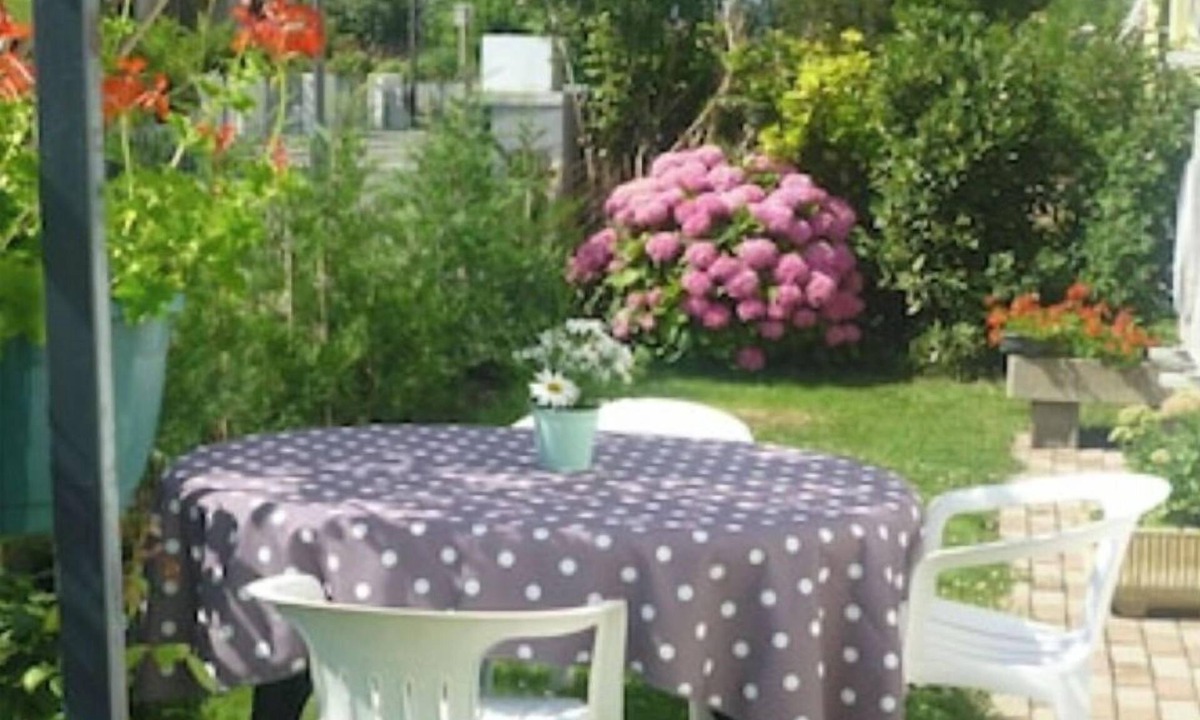Saint Joseph/Mittelharth Apartment | Geranium Apartment 3*