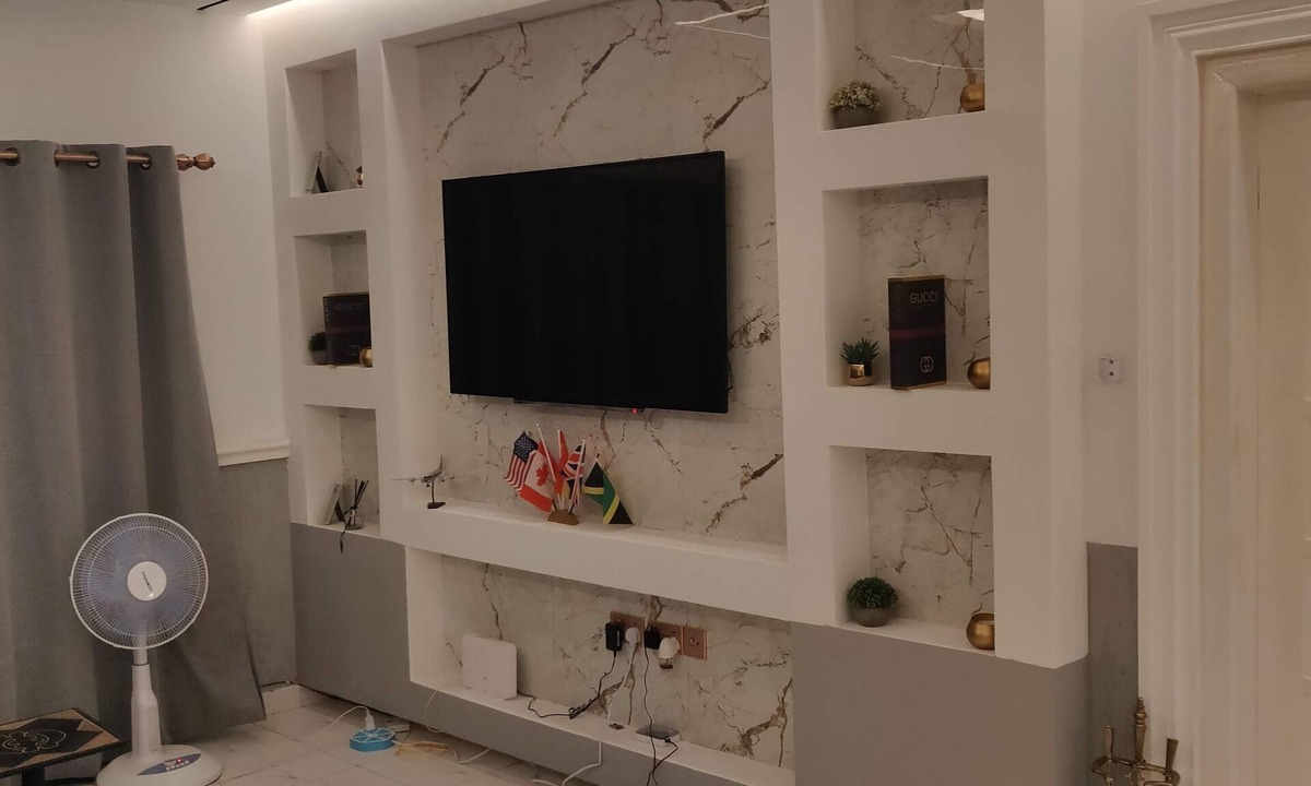 Teshie House | Ghanastays a very modern and stylish House with all the amenities to relax.