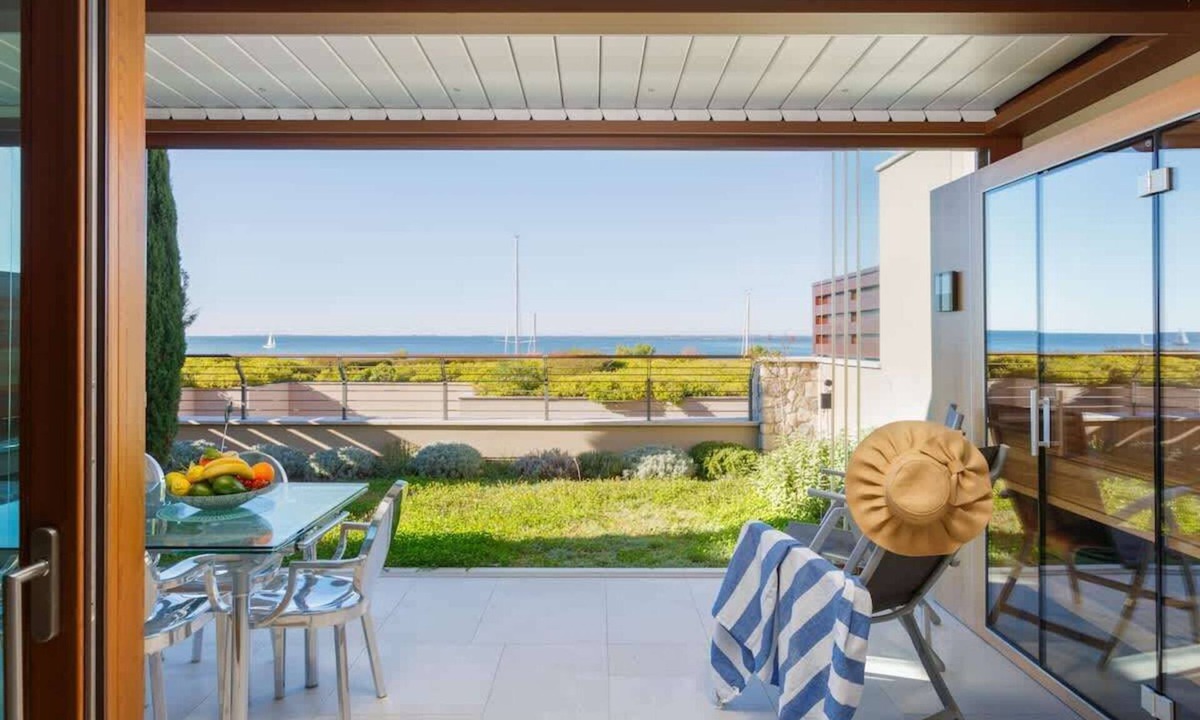 Portopiccolo Apartment | Giardino vista castello - Portopiccolo Apartments