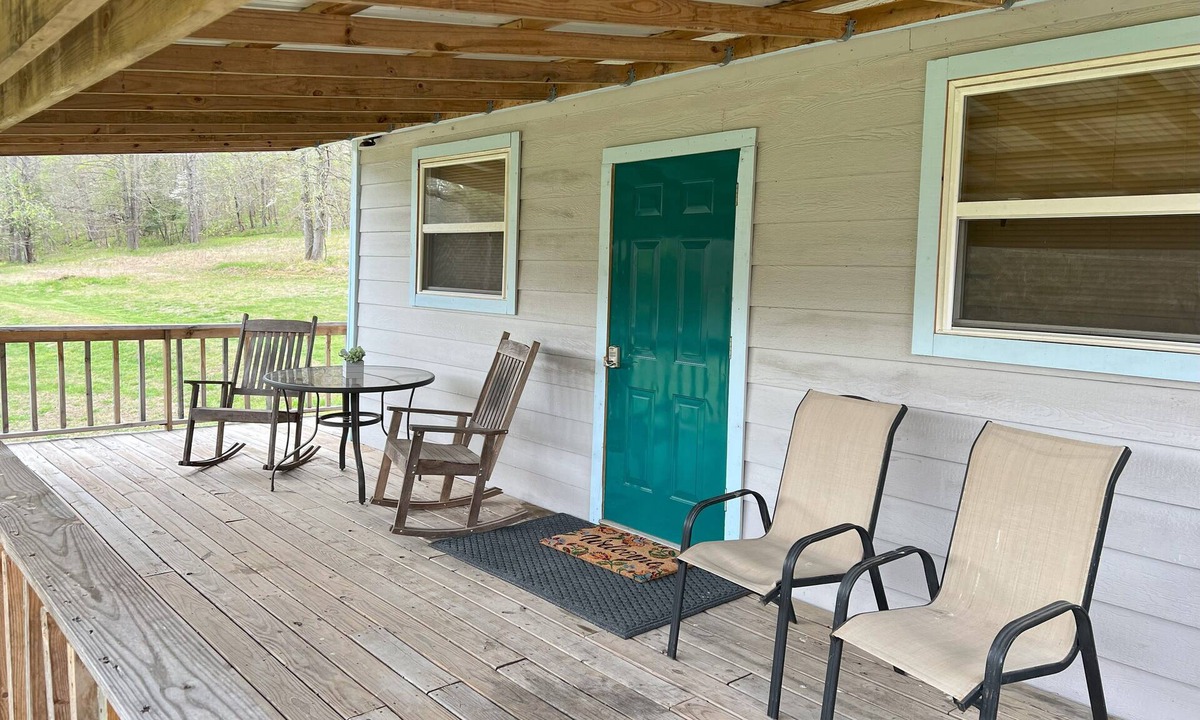 Gilbert Cabin | Gilbert Arkansas cabin, less then a 1 mile from the Buffalo River