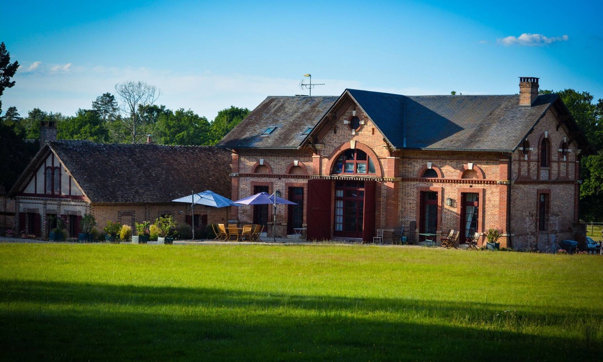 Pierrefitte-sur-Sauldre Cottage | Gîte de Montfranc in the heart of a Sologne estate