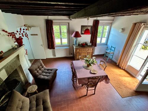 Acquigny House | Gite de Mauxe