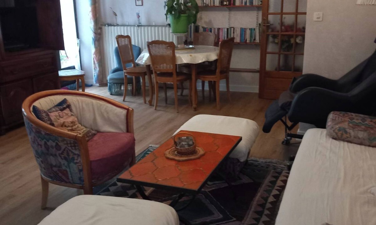 Les Ancizes-Comps House | Gîte for rent with two balconies