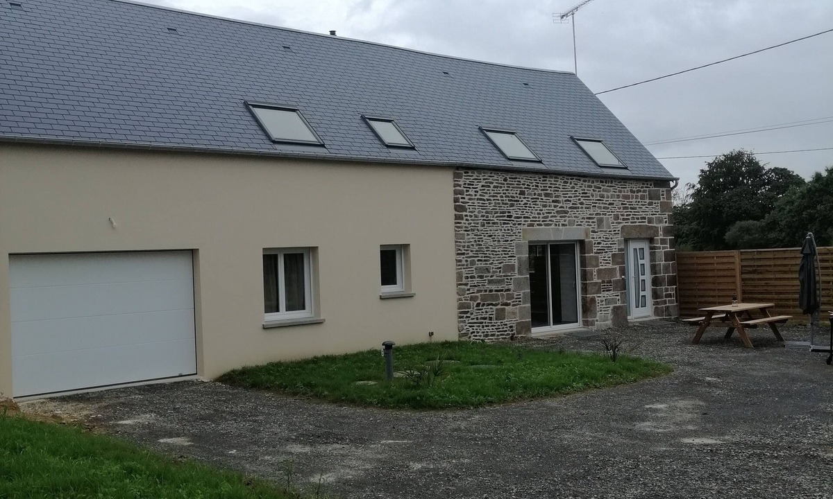 Saint-Aubin-de-Terregatte House | Gite a la Campagne