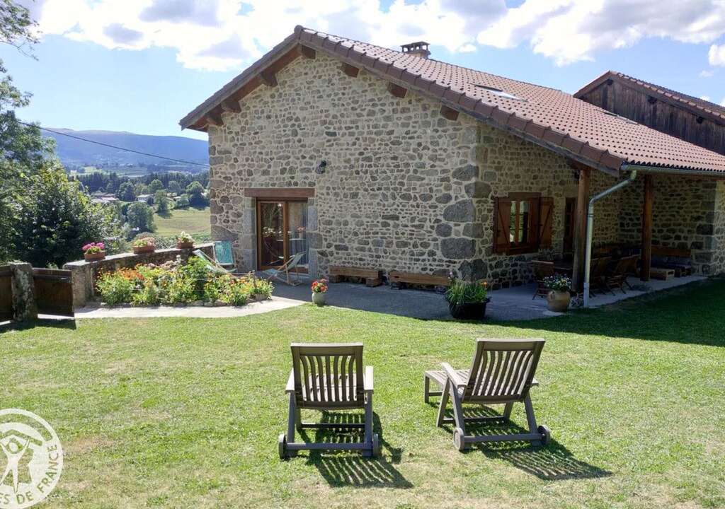 Chalmazel-Jeansagniere House | Gite Jeansagnière, 4 bedrooms, 10 persons
