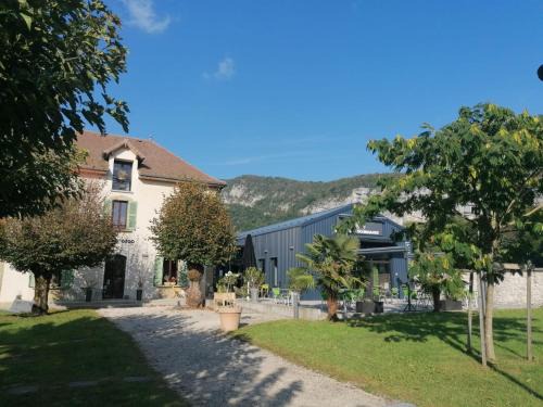 Saint-Christophe-la-Grotte House | Gite la Cure Gourmande en Chartreuse