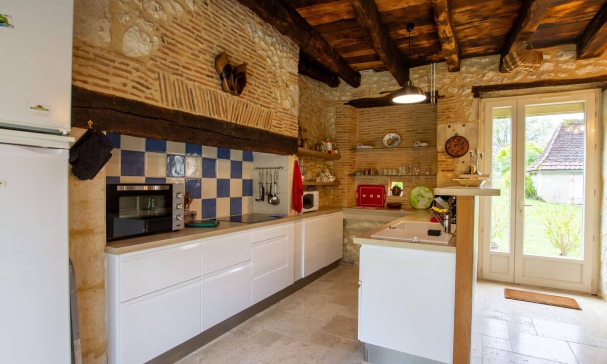 Saint-Pierre-de-Chignac Cottage | Gite Saint-Pierre-de-Chignac, 2 bedrooms, 6 persons