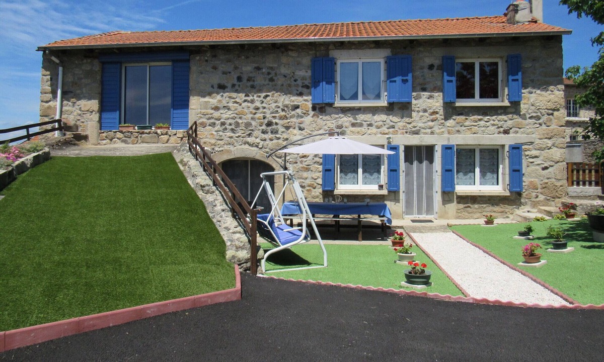 Saint-Pierre-Eynac House | Gite Saint-Germain-Laprade, 3 bedrooms, 8 persons