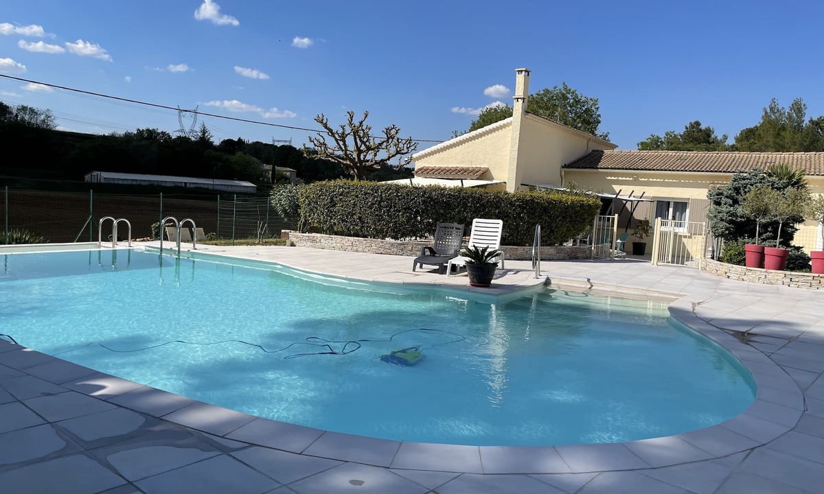 Saint-Paulet-de-Caisson Villa | Gite seasonal rental in the Gard