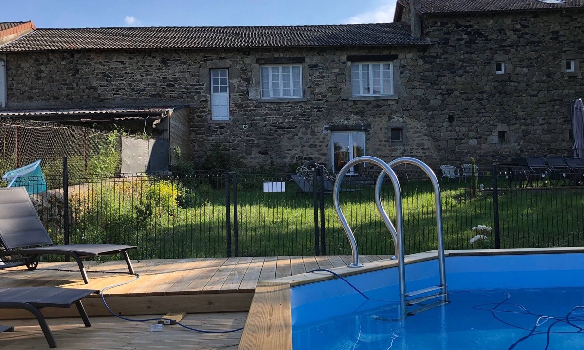 Saint-Maurice-de-Lignon House | Gite with swimming pool l'Atelier du Peintre (7-9 pers)