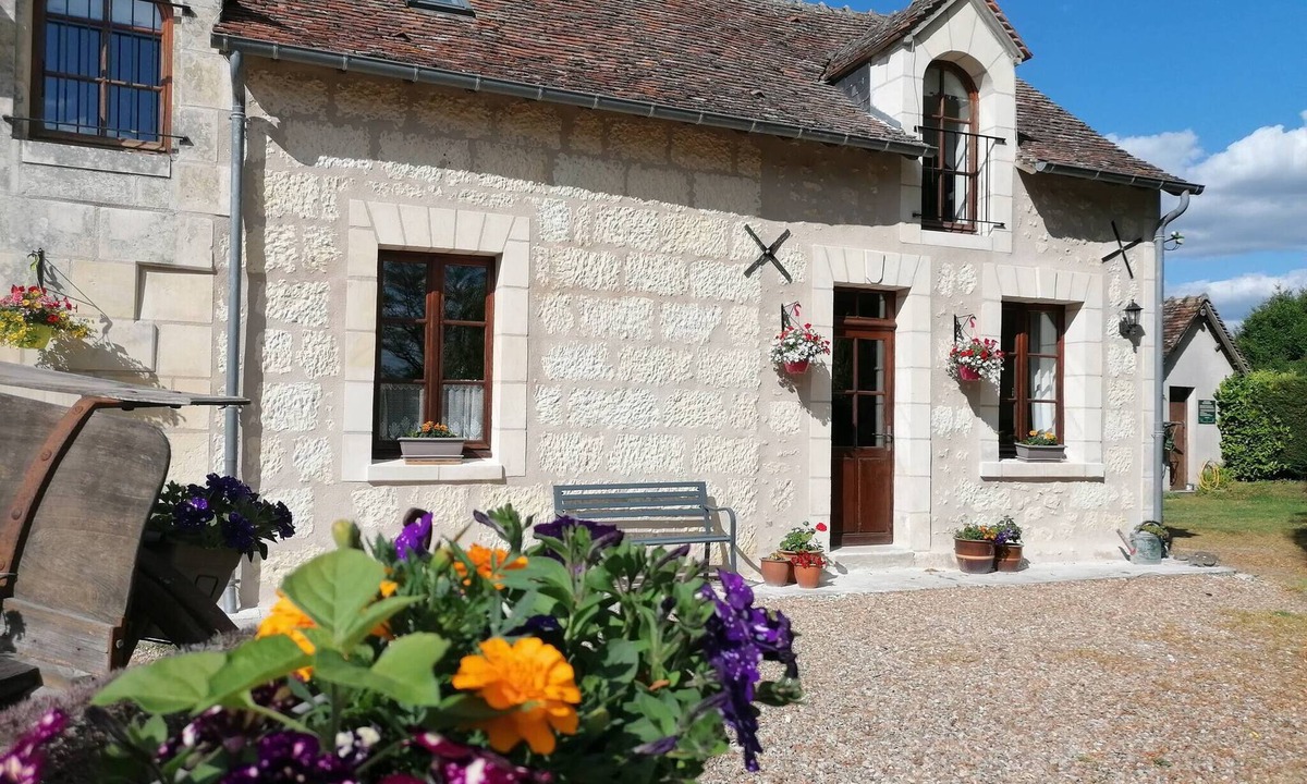 Le-Petit-Pressigny House | Gites de La Richardiere - L'Hirondelle