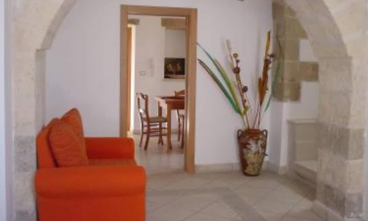 Giuggianello House | Giuggianello: Mansion - GIUGGIANELLO