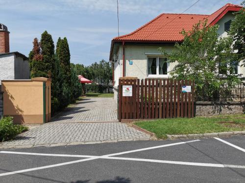 Tapolca House | Glázer Szállás