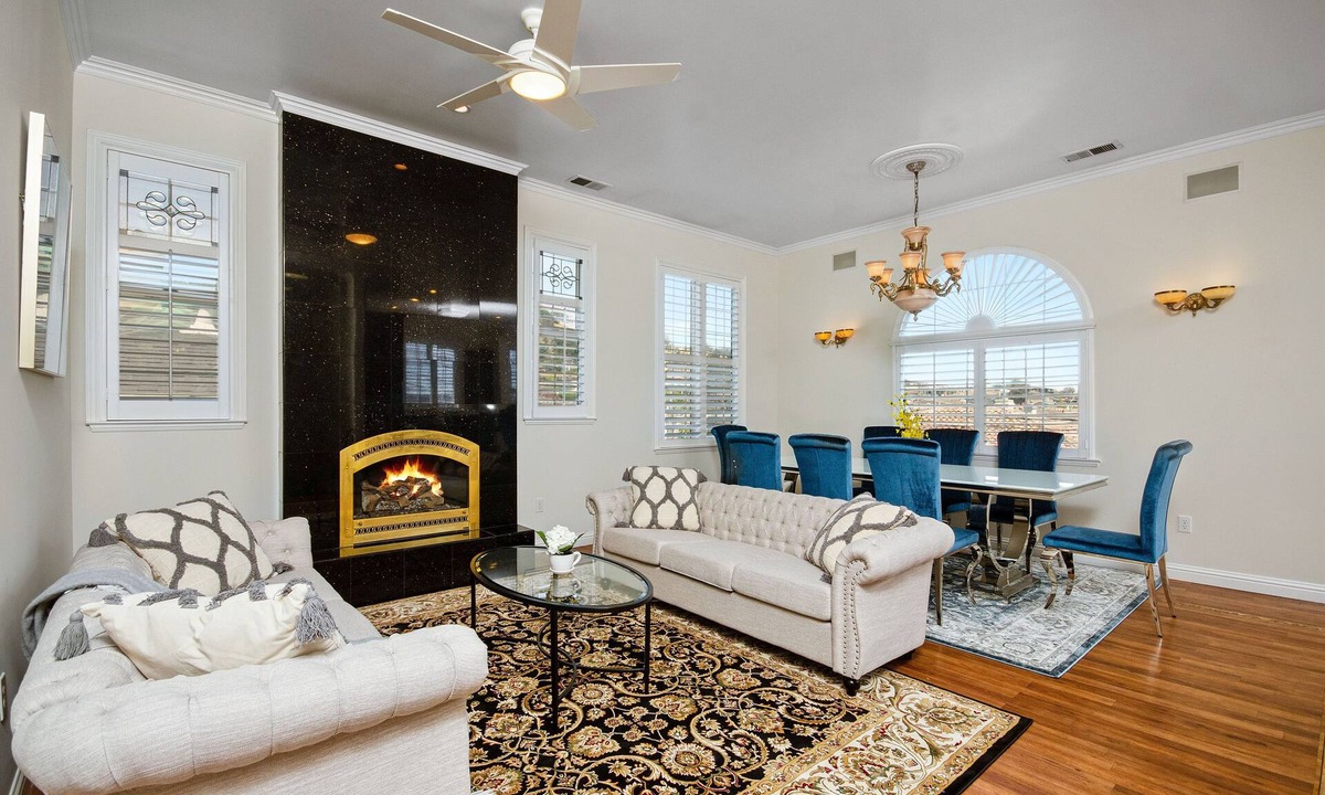 Downtown House | Glamorous South San Francisco Home
