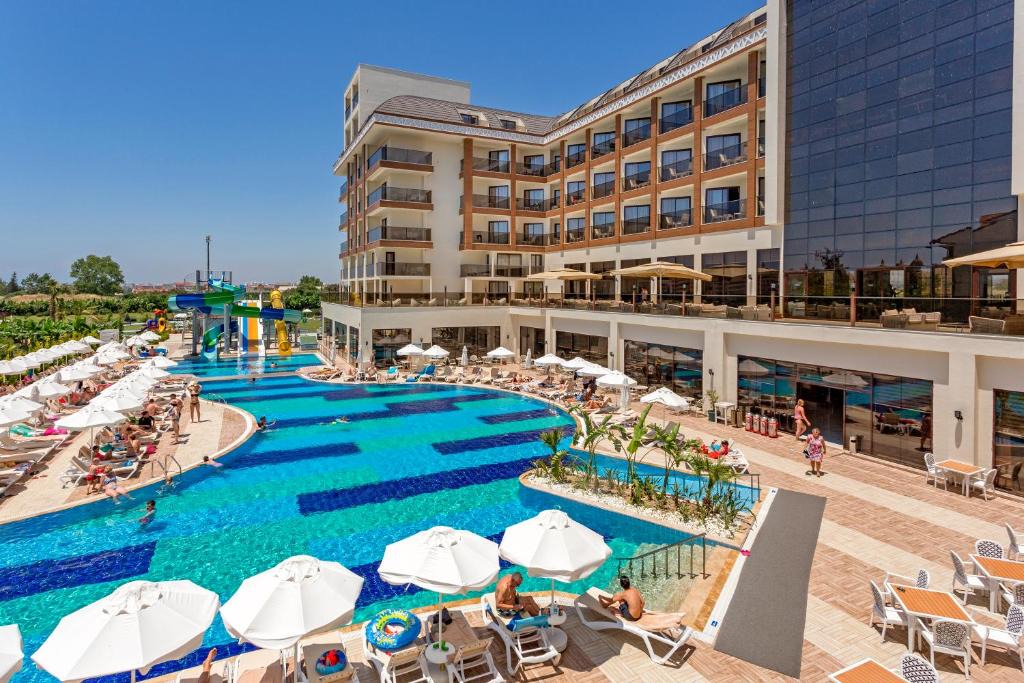 Side Hotel | Glamour Resort & SPA
