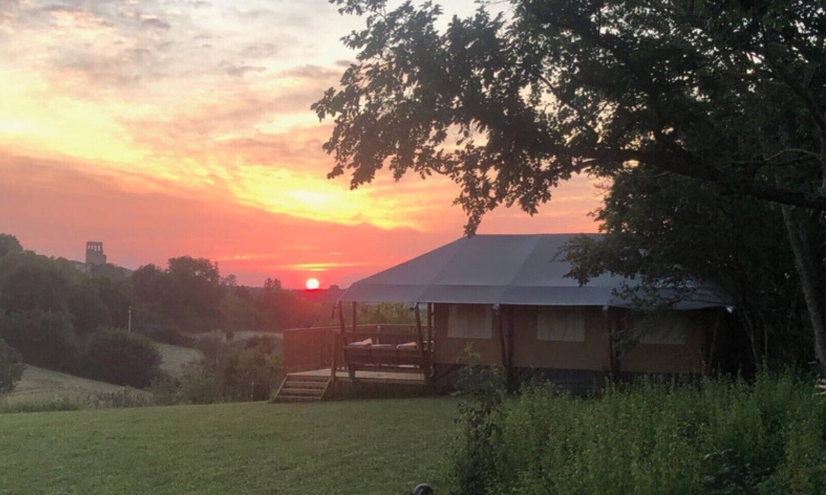 Lapenne Cabin | Glamping Lodge Monet | Domaine du Cammazet | Pool| Comfort | Nature