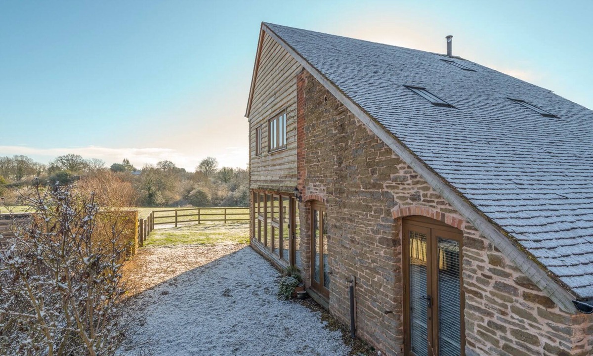 Caynham Cottage | Glebe Barn