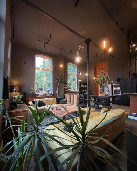 Verbandsgemeinde Pellenz Villa | Gleis 22 - Wellness und Retreats im Alten Bahnhof von Kruft