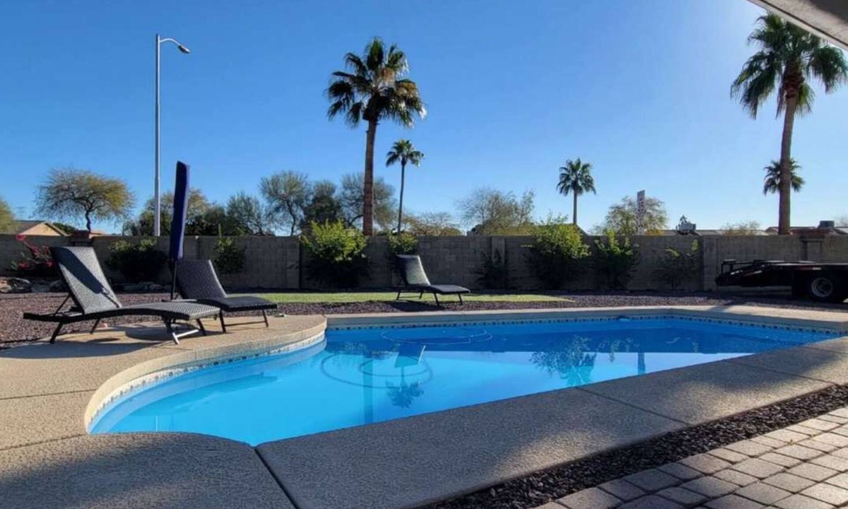 Deer Valley House | Glendale Escape Private Pool & Charming Patio