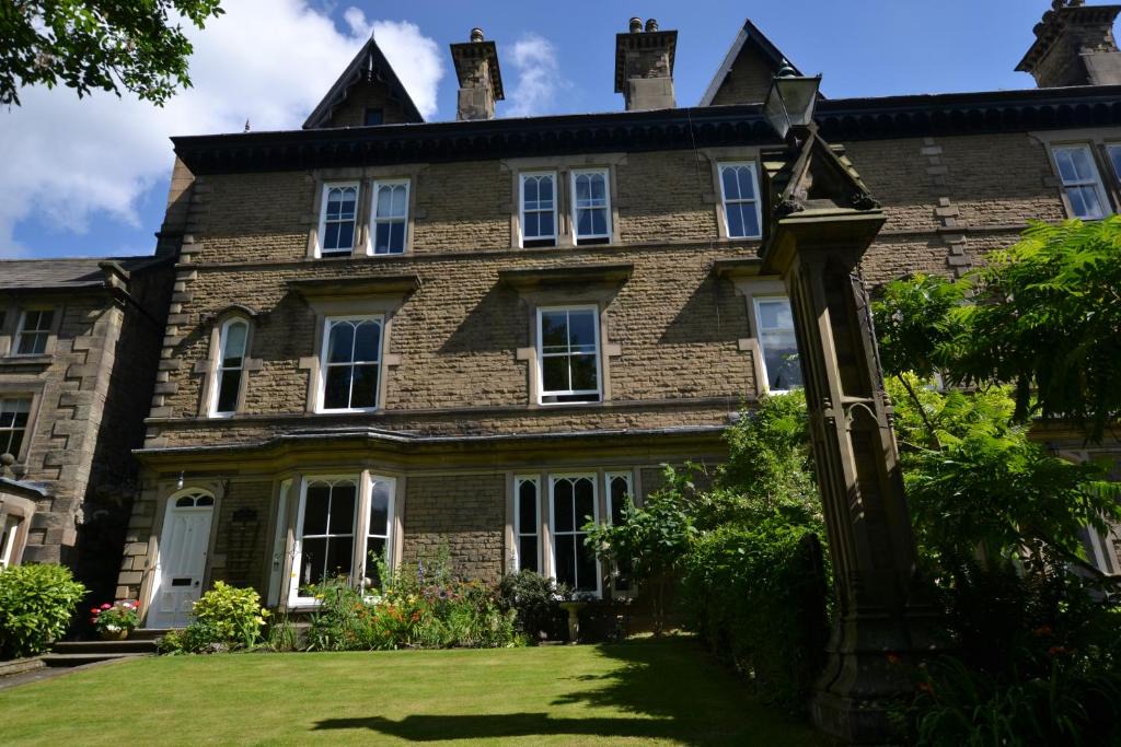 Matlock House | Glendon Bed and Breakfast