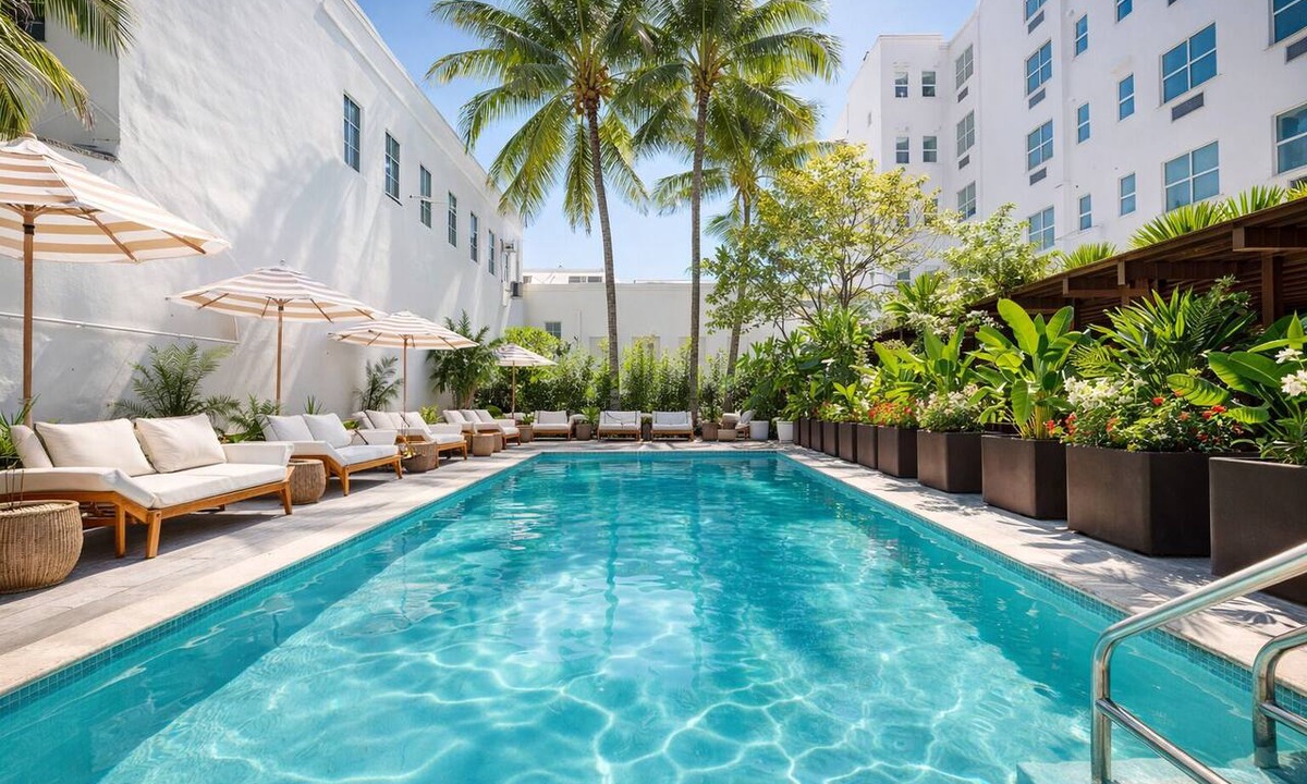 West Avenue Hotel | Global Luxury Suites at The Apex Miami