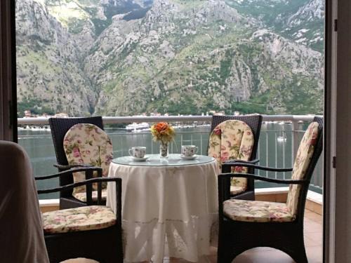 Kotor Apartment | Glorious Villa