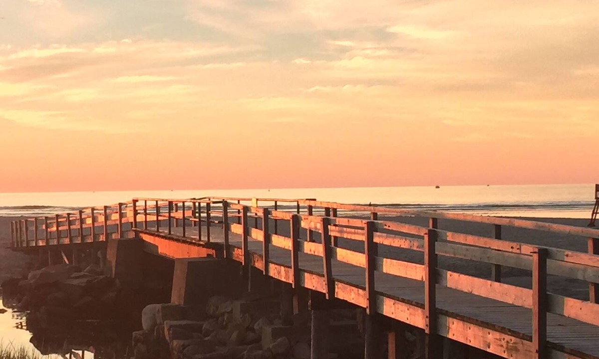 Gloucester Apartment | Gloucester Studio Efficiency - Om Suite Om~ Walk to Good Harbor Beach!