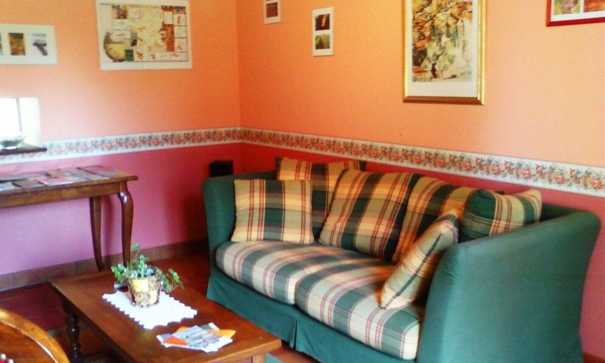 Aubigne-Racan Apartment | Go green!