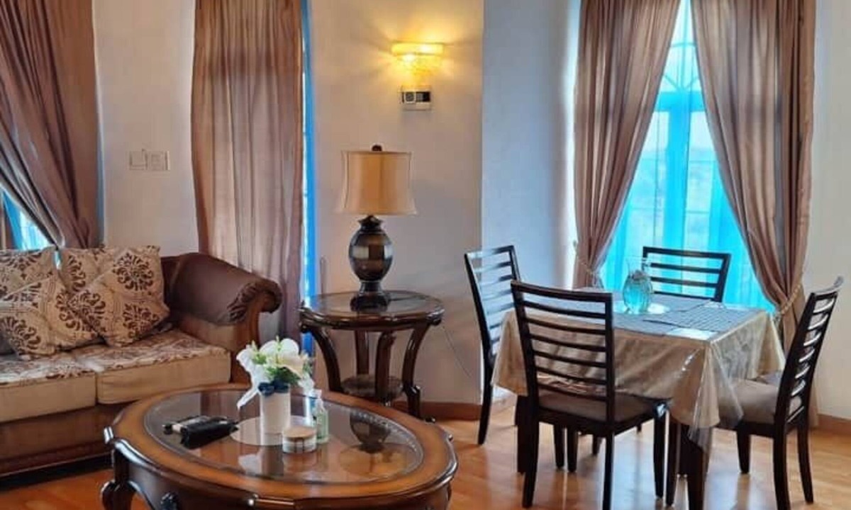 Wotton Hotel | GoBajac