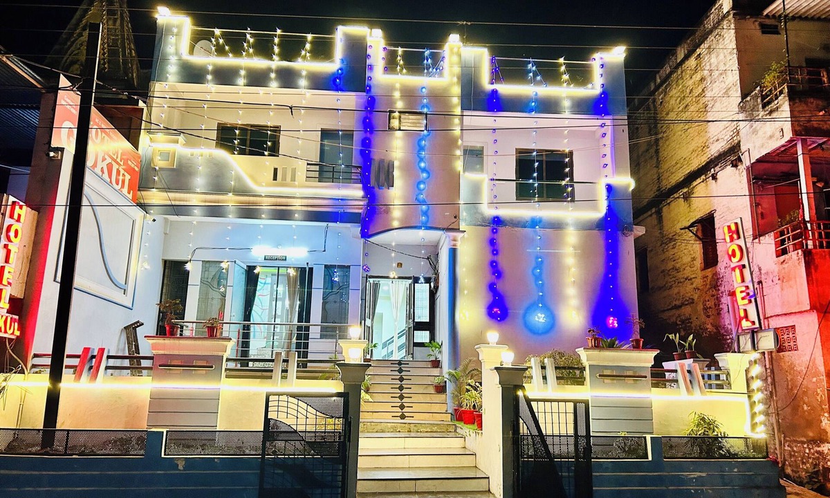 Maheshwar Villa | Gokul hotel