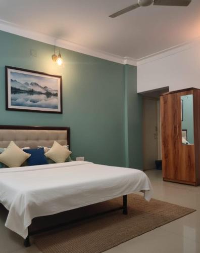 Paud Hotel | gokul lodge