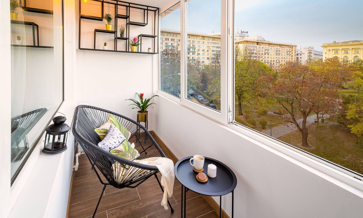 Bucharest City-Centre Apartment | Golden Hour - One Bedroom - Next to Cismigiu Park and Victoria Avenue