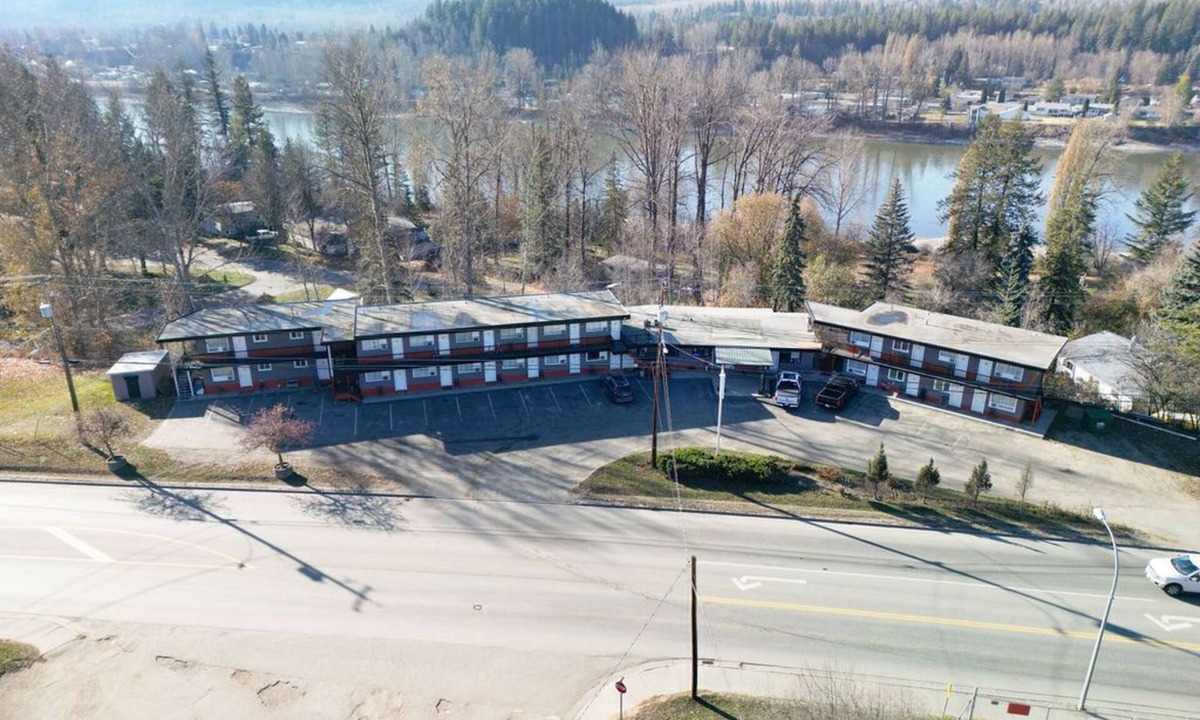 Quesnel Hotel | GOLDPAN MOTEL