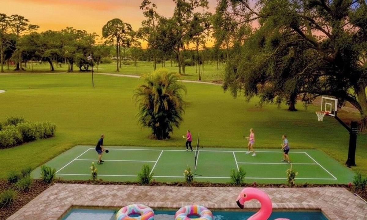 Whitfield House | GOLF COURSE BACKYARD, Heated Pool, Pickleball, Putting Green, BBALL