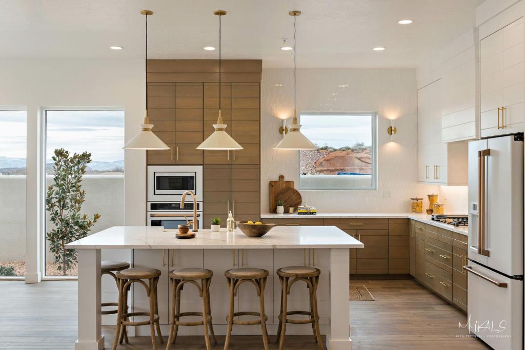 Washington House | Golf Course Home - Private Pool, Hot Tub Rooftop Fire Pit 2264
