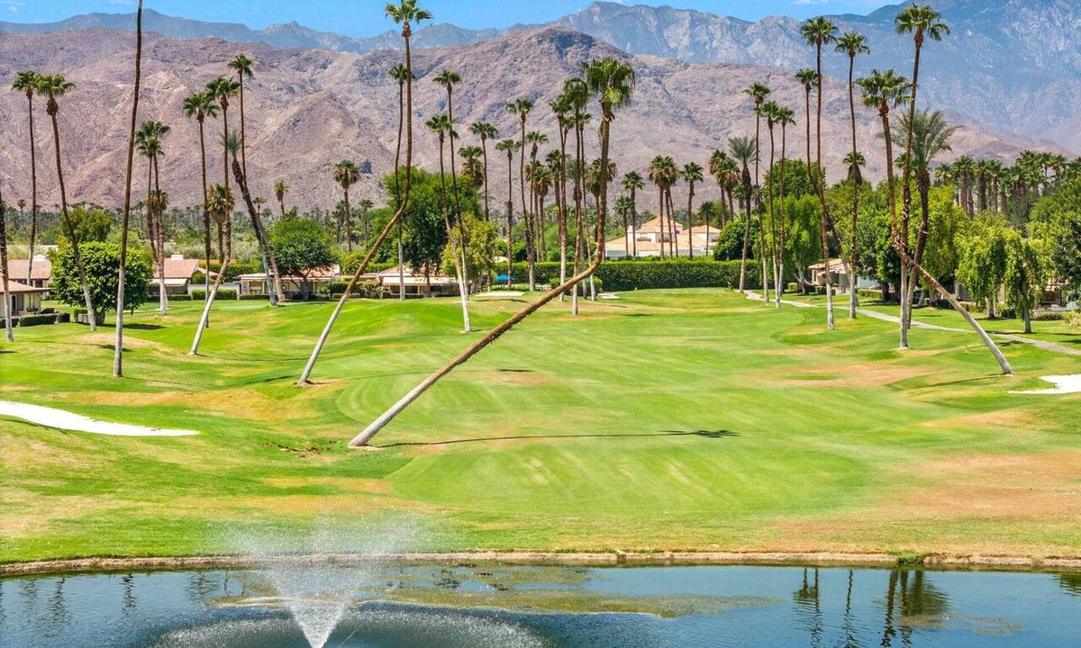 Rancho Mirage Condo | Golf Course Views, Pool, Spa, Dine Al Fresco