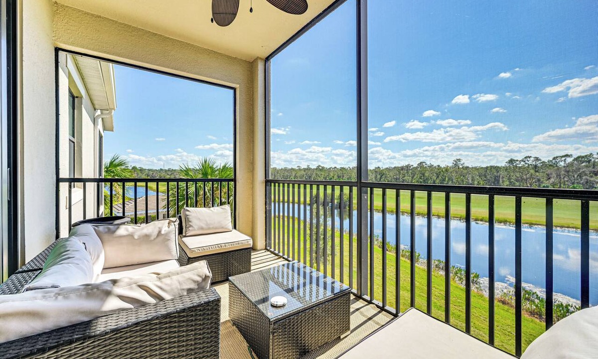 Lakewood Ranch Condo | Golf Course Views! Luxe Lakewood Ranch Condo